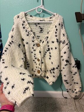 Altar'd State white Cardigan with Black Speckle Accent
